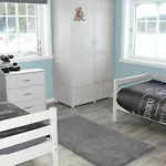 Vakantiehuis Huset Alcamaro - A Place To Work & Breathe