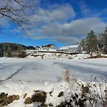Huset Alcamaro - A Place To Work & Breathe
