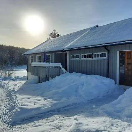 Huset Alcamaro Holiday home