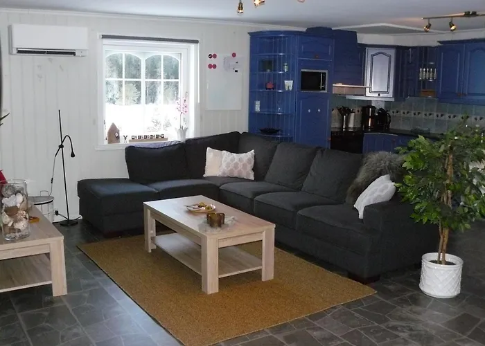 Huset Alcamaro - A Place To Work & Breathe