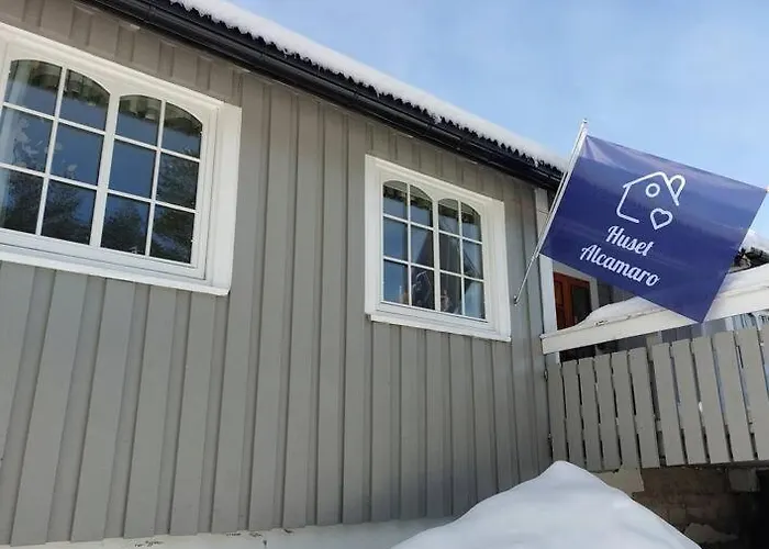 Huset Alcamaro - A Place To Work & Breathe
