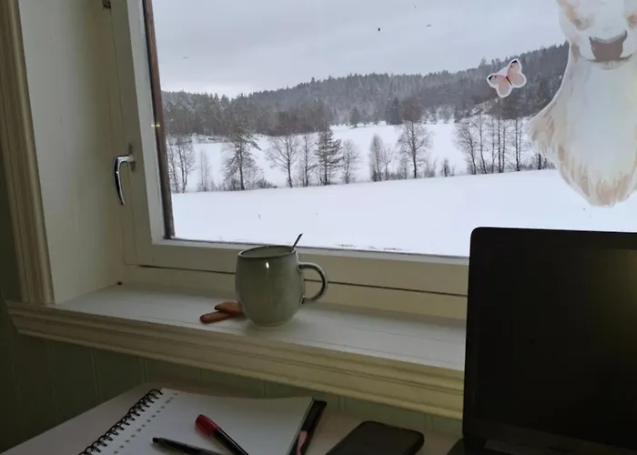 Huset Alcamaro - A Place To Work & Breathe בית נופש